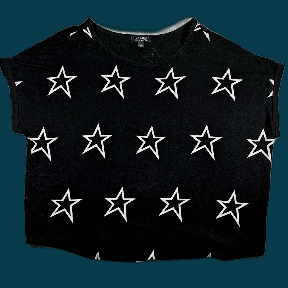 Buffalo, David Bitton Womens Crew Neck Black with Star Design Shirt. Size XL.